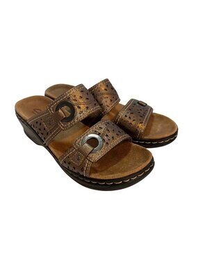 Clarks Bendables Womens Brown Leather Slide Sandals With Cutout Design - Size 6M